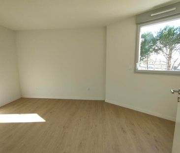 Location Appartement 2 pièces 42m² EAUNES 31600 - Photo 5