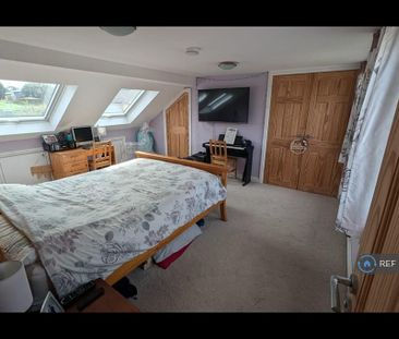 4 bedroom terraced house to rent - Photo 3