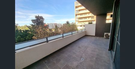 Convenient Ground Floor Apartment - 3 min walk to Tallawong Metro & shops - Photo 2