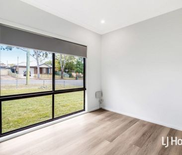 96 Piccadilly Street, Riverstone NSW 2765 - House For Rent | Domain - Photo 6