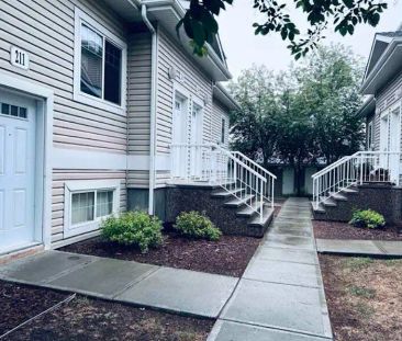 Spacious 2 Bedroom Condo @ Bridgeport Blvd — 2 Bedrooms Condo Unit - Photo 1