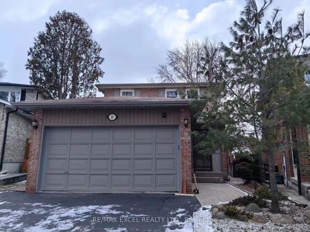 Detached Home For Lease | N8107480 - Photo 5