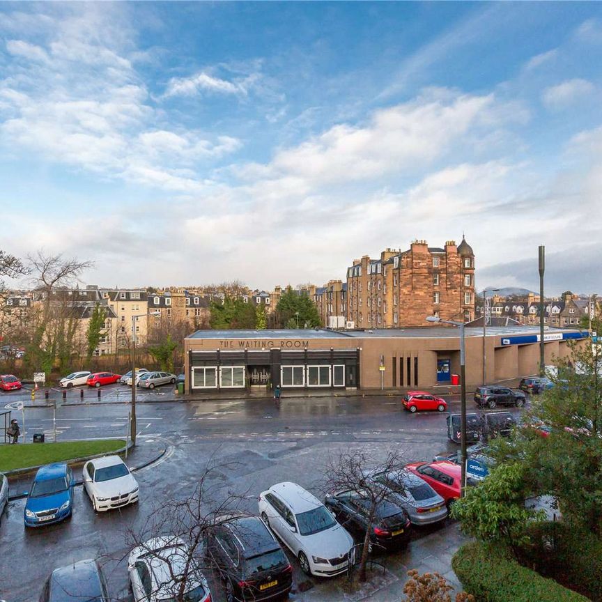 A bright and modern second floor two bedroom flat available on a part-furnished basis in Morningside. - Photo 1