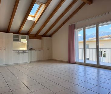 Spazio, tranquillità e ideale per famiglie allargate - Foto 2