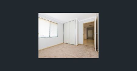 Spacious 4-Bedroom Modern Townhouse with Multiple Living Areas in Prime Belmont Location” - Photo 4