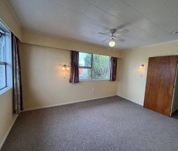 Ready to move in at Beazley!! - Photo 4