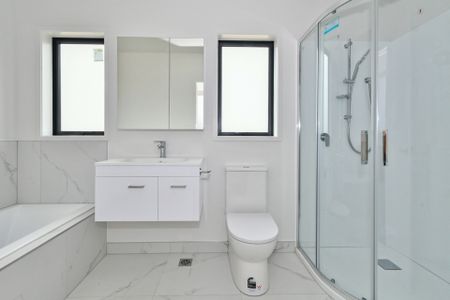 The best of both worlds - Photo 2