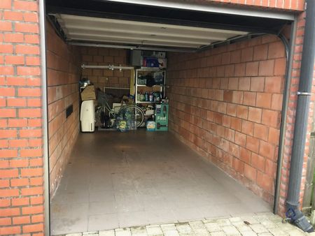 Eénslaapkamer appartement met groot terras en garage - Photo 2