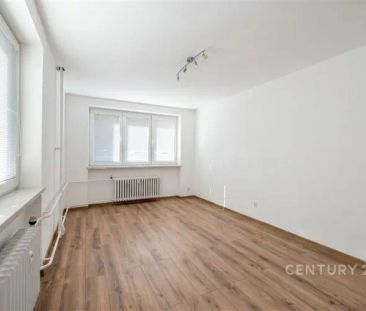 Pronájem zrekonstruovaného bytu 2+1, ul. SNP, Třinec - Photo 2