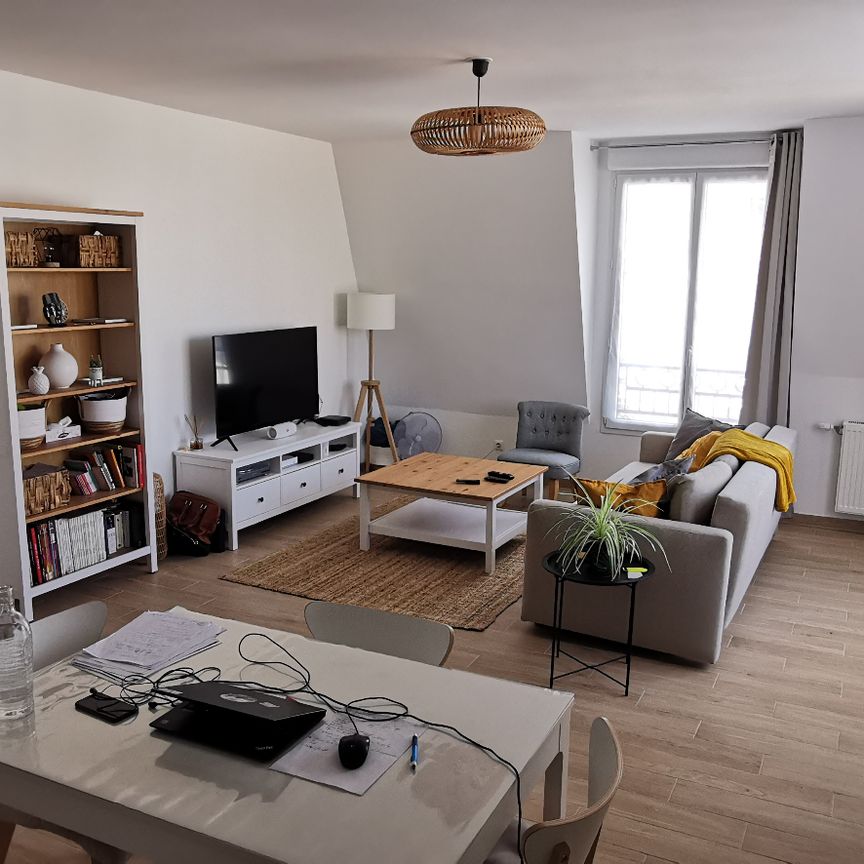 Location Appartement 3 pièces 73m² - Photo 1