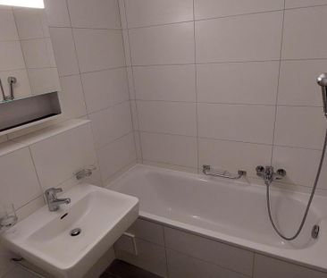 Appartement de 3 pièces lumineux au 2eme étage, avec balcon - Photo 3