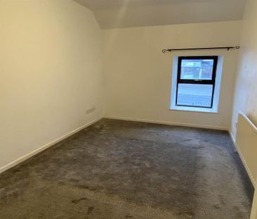 14 Killyleagh Street, Crossgar, BT30 9DQ - Photo 2