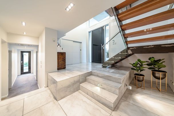 Architectural Masterpiece with Panoramic City & Harbour Views - Photo 1