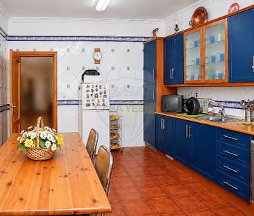 Apartment T2 in Amora, Seixal - Photo 1