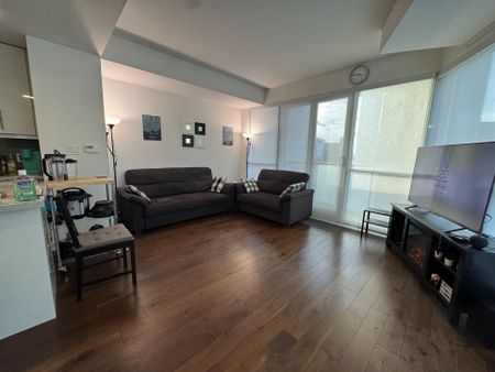 For Lease - 1 The Esplanade Street Unit# 3204, Toronto, Ontario - Photo 2