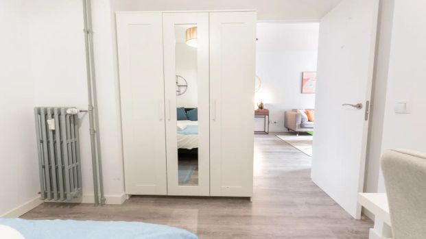 Comfortable and well-distributed spaces, and excellent connection to the center of Madrid - Foto 1