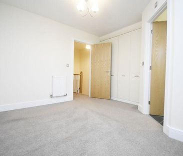 2 bedroom semi-detached house to rent - Photo 6