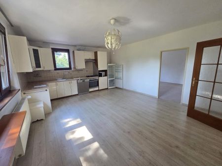 Pronájem bytu 3+kk 75 m2 - Fotografie 3
