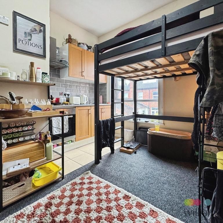 Studio to rent - Photo 1