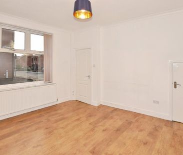 2 bedroom end of terrace house to rent - Photo 5