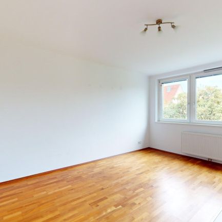 CHARMANTE DACHGESCHOSSWOHNUNG IN DÖBLING – KOMPAKT WOHNEN IN GRÜNER LAGE| ZELLMANN IMMOBILIEN - Photo 1