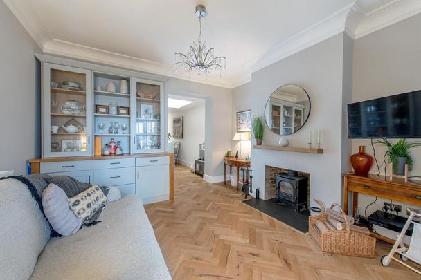 3 bedroom terraced house to rent - Photo 1