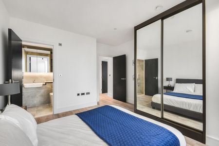 2 Bed Flat, Icon Tower, W3 - Photo 4