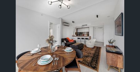 STUNNING SOUTH BRISBANE APT BOASTING STUNNING VIEWS - Photo 2