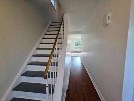 For Lease - 331 Phillip Murray Avenue, Oshawa, Ontario - Photo 4