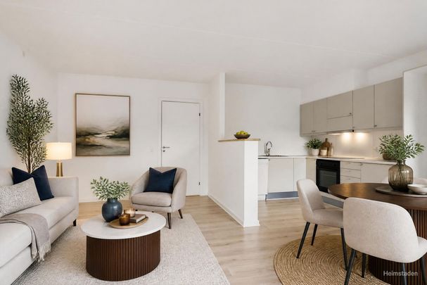 MODERNISERET RÆKKEHUS I HOLLUF PILE MED HAVE OG FRI PARKERING - Foto 1