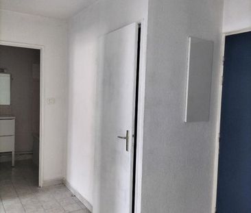 T2 Aubagne (13400) - Photo 3