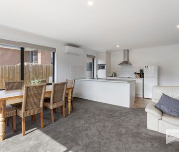 Well presented family home with garage/workshop - Photo 3