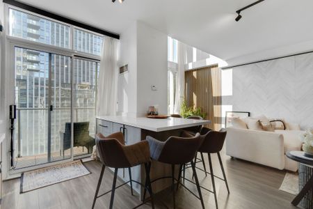 For Lease - 21 Nelson Street Unit# Lph01, Toronto, Ontario - Photo 2