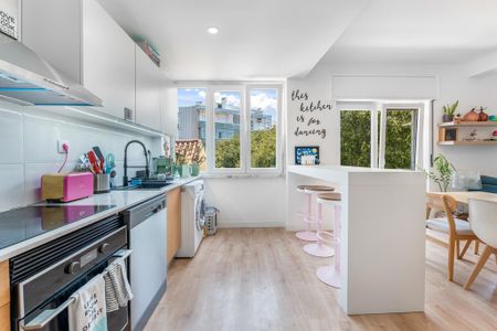 2 Bedroom Apartment with balcony, Campo de Ourique, Lisboa - Photo 2