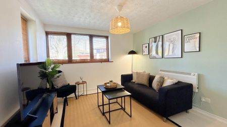 1 bedroom flat to rent - Photo 3