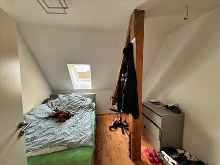 Gemütliche 3-Zimmer-Dachgeschoss-Wohnung in zentraler Lage! - Foto 2