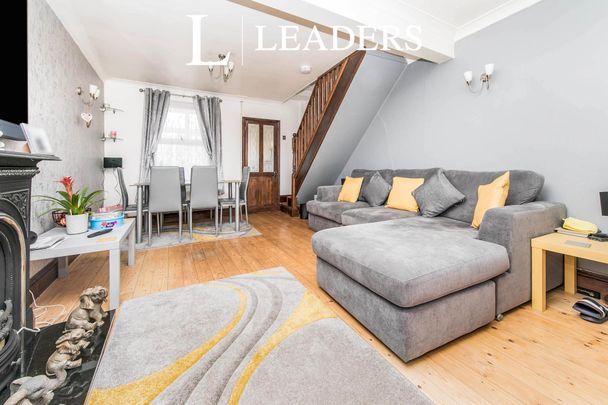 2 bedroom house to rent Wimpole Road, Colchester, CO1 - Photo 1