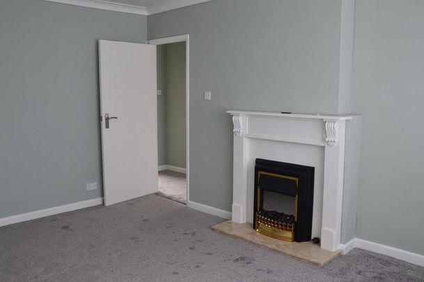 2 bedroom semi-detached bungalow to rent - Photo 1