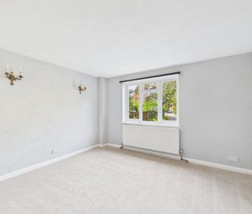 4 bedroom detached house to rent - Photo 1
