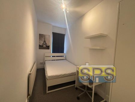 4 bedroom terraced house to rent - Photo 4