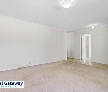 4 Gandossi Court, SUCCESS WA 6164 - Photo 3