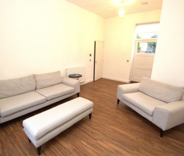 2 bedrooms Apartment for Sale - Photo 1