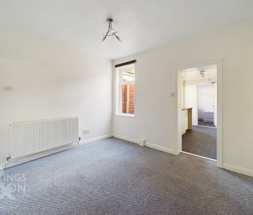 Tennyson Road, Lowestoft - Photo 6