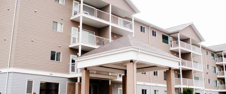 Lakewood Manor Apartments | 108 Loutit Road, Fort McMurray - Photo 1