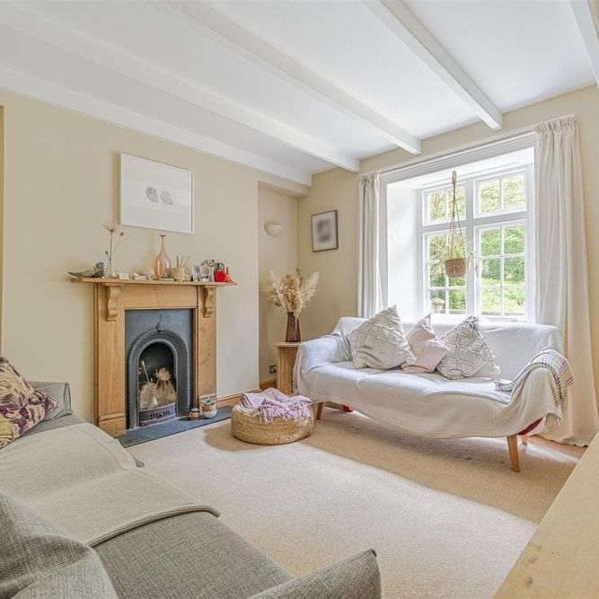 Pendarves, Camborne, Cornwall - Photo 1