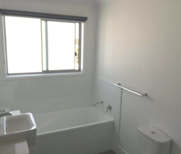 3/8 Wynford Street, Aspley QLD, Belconnen - Photo 2