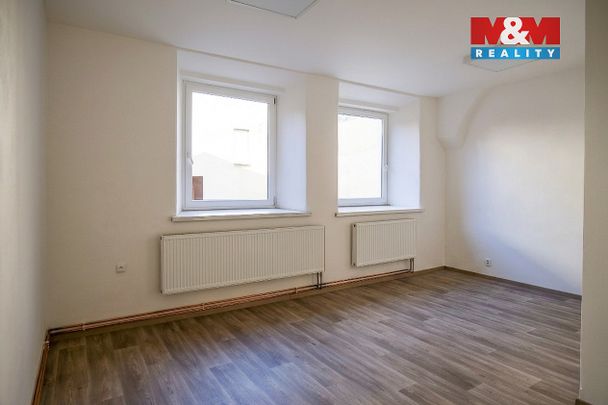 Pronájem bytu 2+1 56 m² - Photo 1