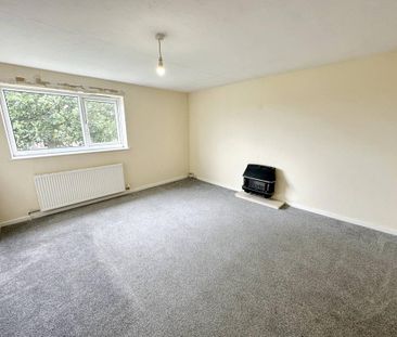 3 bedroom flat to rent - Photo 2