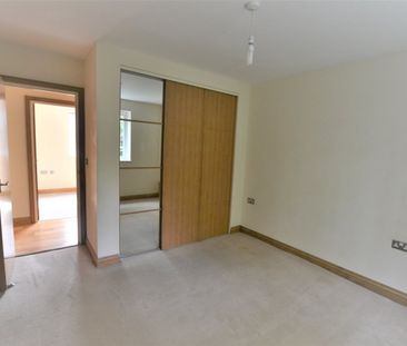 A 2 Bedroom Apartment Instruction to Let in St Leonards-on-Sea - Photo 1