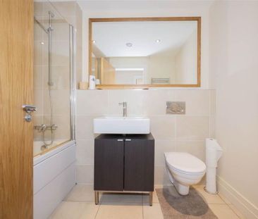 Apt 125 The Merchant Building, James Clow, 16 Princes Dock Street, ... - Photo 6